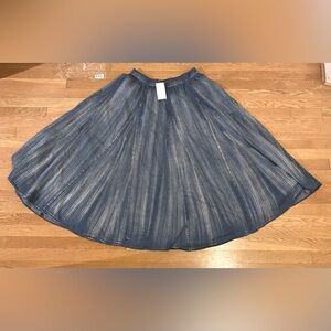 New Soft Surroundings Beautiful Flowing Denim Skirt